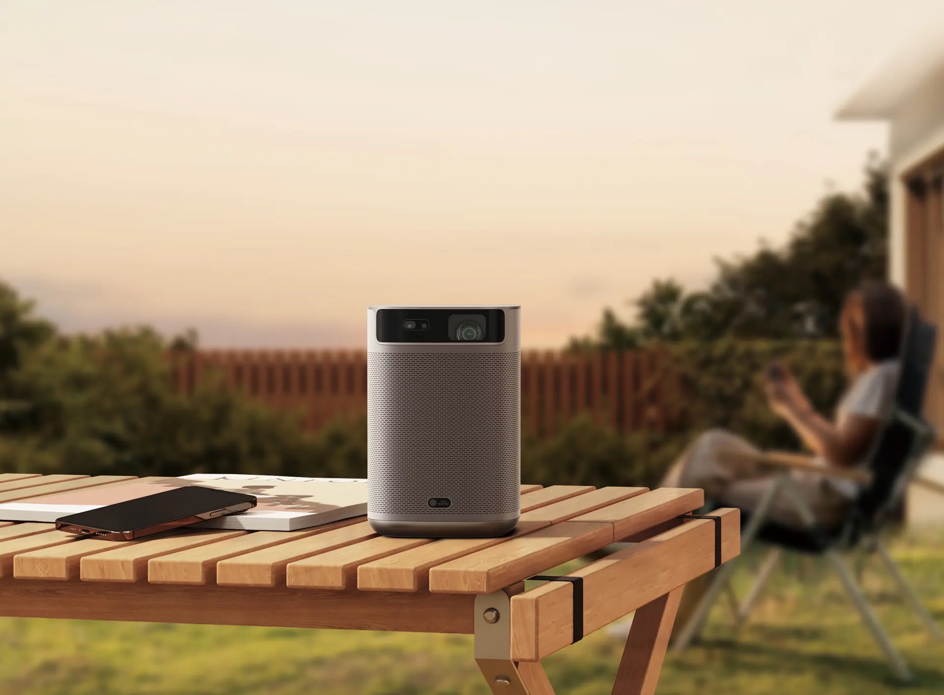 XGIMI MoGo 2 Pro Projector + Stand Review CRISP.