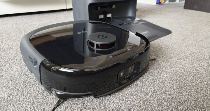 CRISP. Tech – Eufy E25 Review: The Best Vacuum Cleaner You’ll (Almost) Never Touch